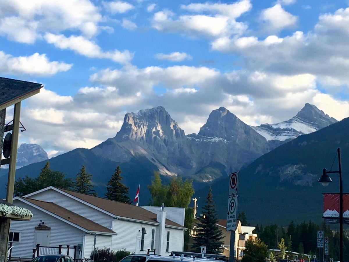 Alluring Mountain View Condo - Right In The Heart Of Downtown - Managed By Little Sister Getaways Кенмор Екстер'єр фото