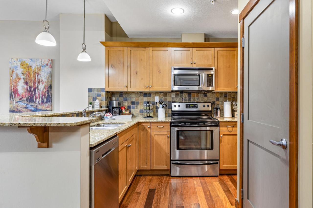 Alluring Mountain View Condo - Right In The Heart Of Downtown - Managed By Little Sister Getaways Кенмор Екстер'єр фото