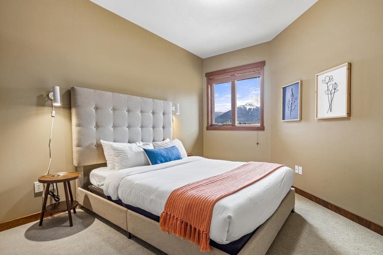 Alluring Mountain View Condo - Right In The Heart Of Downtown - Managed By Little Sister Getaways Кенмор Екстер'єр фото