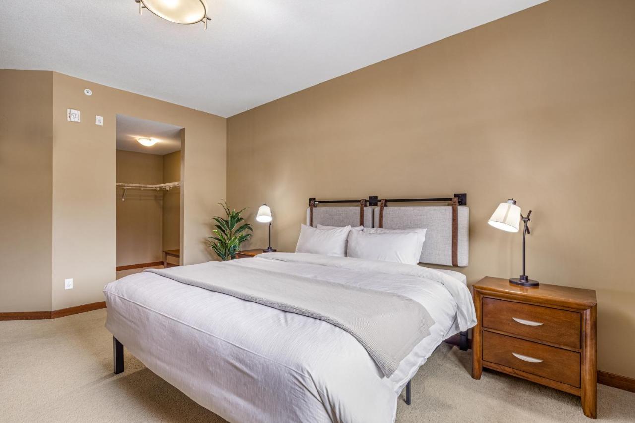 Alluring Mountain View Condo - Right In The Heart Of Downtown - Managed By Little Sister Getaways Кенмор Екстер'єр фото