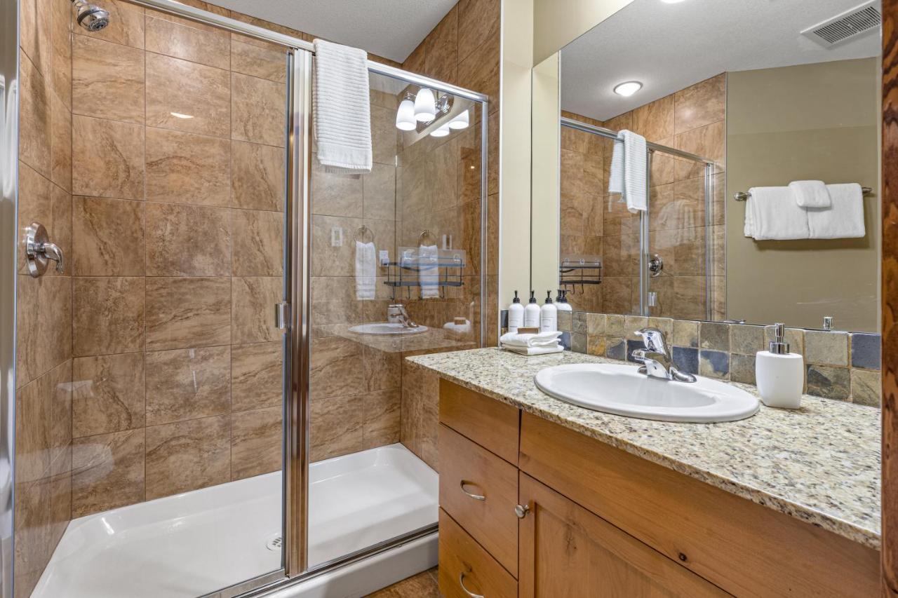 Alluring Mountain View Condo - Right In The Heart Of Downtown - Managed By Little Sister Getaways Кенмор Екстер'єр фото