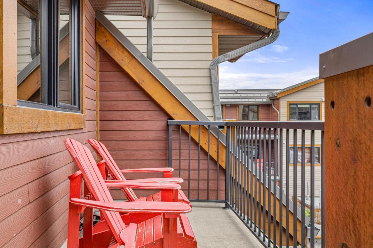 Alluring Mountain View Condo - Right In The Heart Of Downtown - Managed By Little Sister Getaways Кенмор Екстер'єр фото