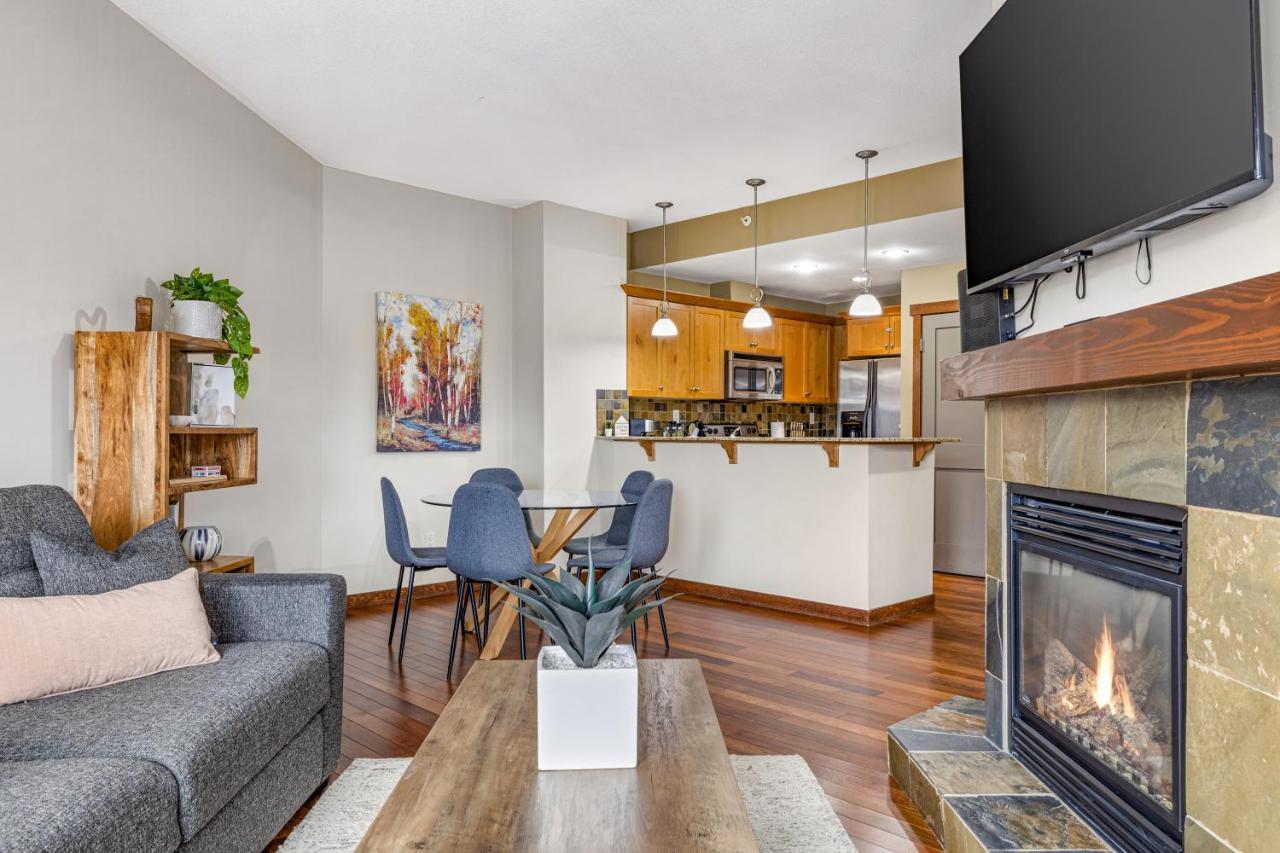Alluring Mountain View Condo - Right In The Heart Of Downtown - Managed By Little Sister Getaways Кенмор Екстер'єр фото
