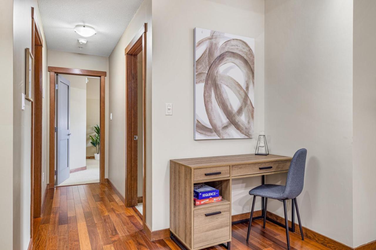 Alluring Mountain View Condo - Right In The Heart Of Downtown - Managed By Little Sister Getaways Кенмор Екстер'єр фото