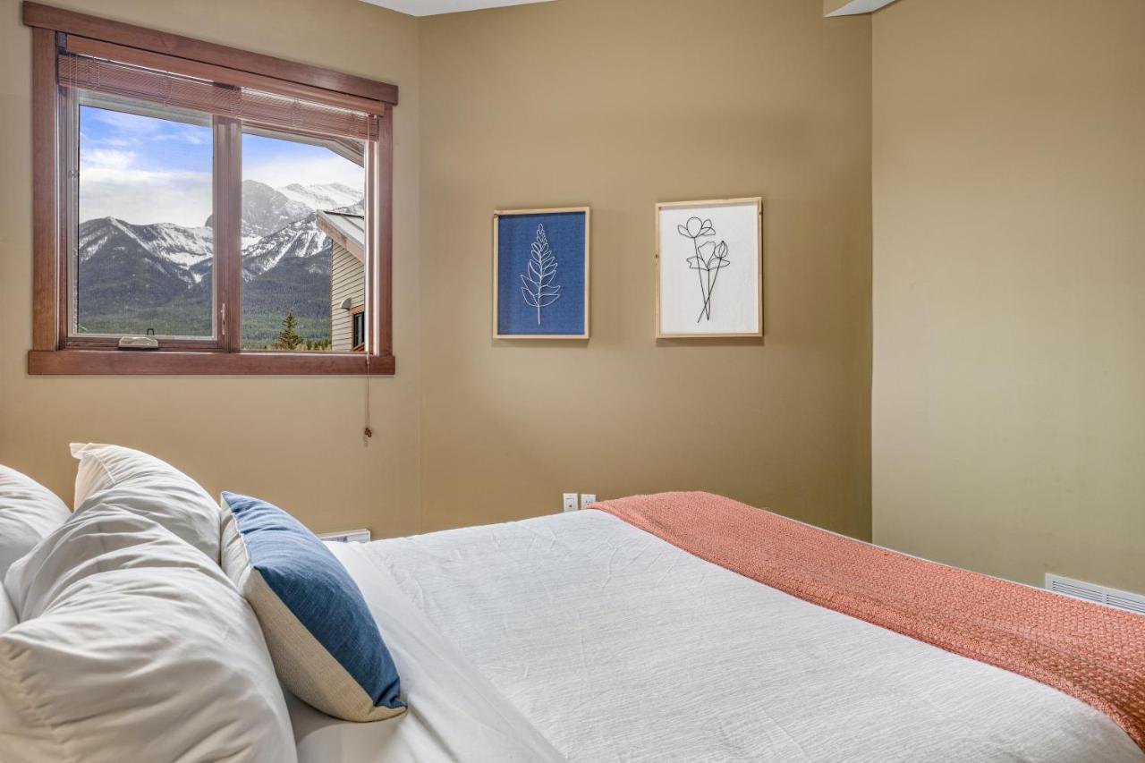 Alluring Mountain View Condo - Right In The Heart Of Downtown - Managed By Little Sister Getaways Кенмор Екстер'єр фото